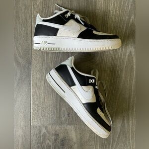 Nike Kids Sneakers Black and White